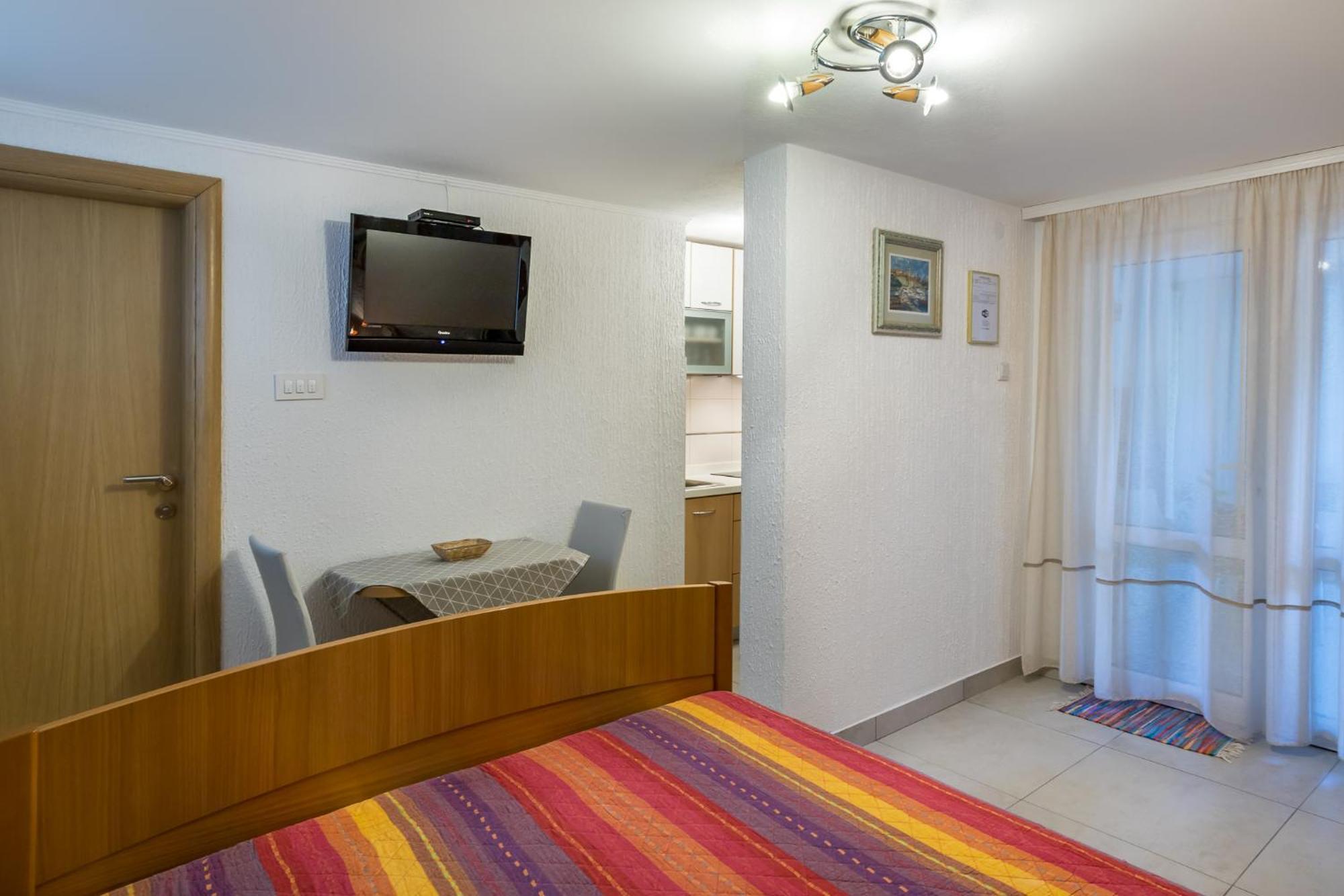 Apartments Nadica Башка Экстерьер фото