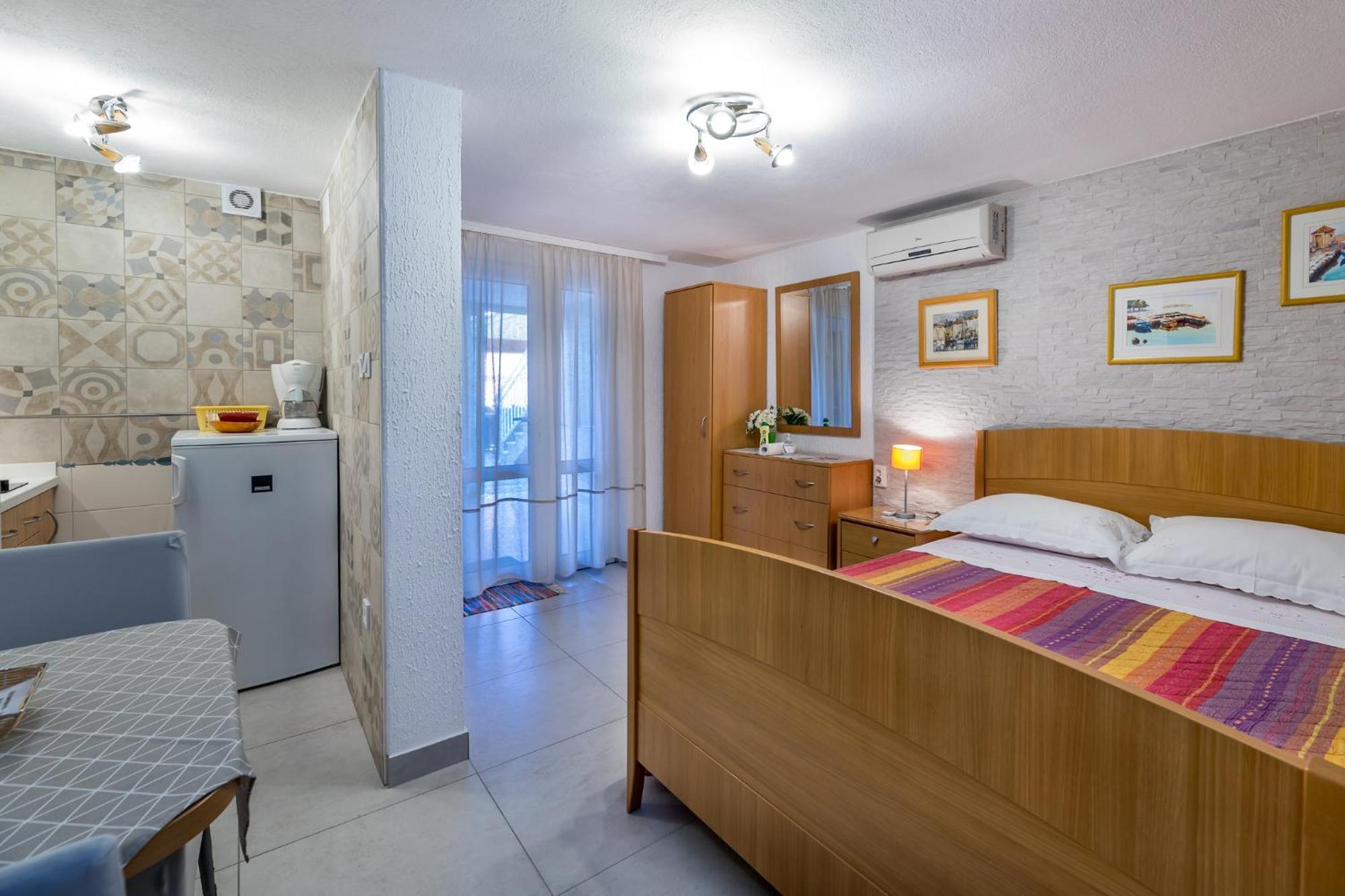 Apartments Nadica Башка Экстерьер фото